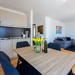Deni Apartamento *