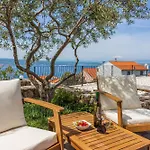 Deni * Crikvenica