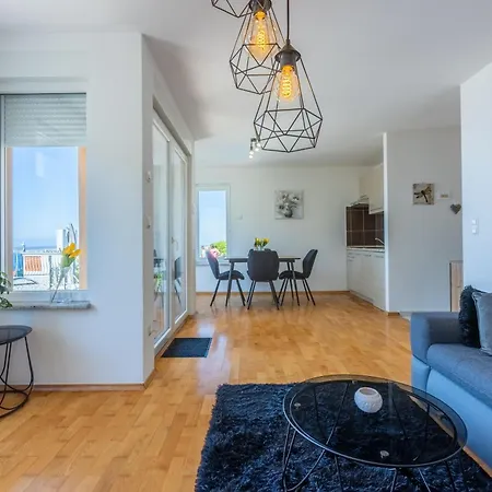 Deni Διαμέρισμα Crikvenica