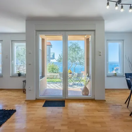 Διαμέρισμα Deni